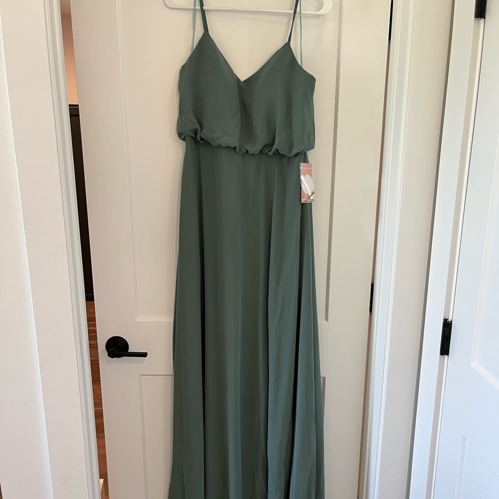 Brand new birds grey dress